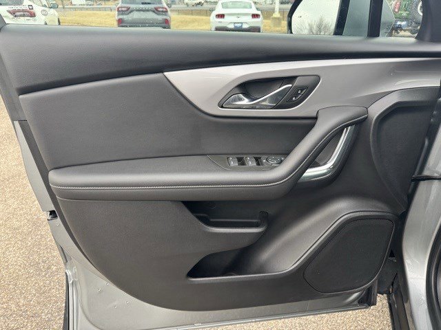 Used 2023 Chevrolet Blazer LT w/ Driver Confidence Package image 10