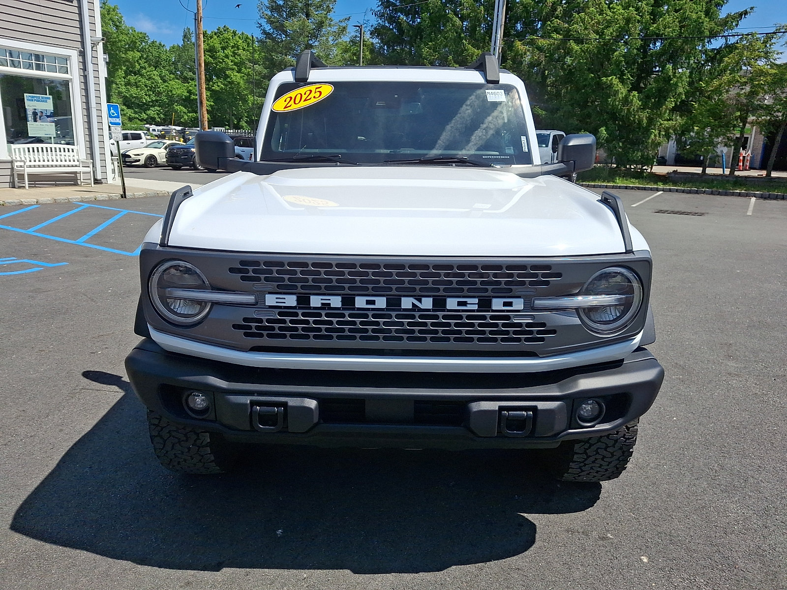 Certified 2025 Ford Bronco Badlands AWD/4WD image 2