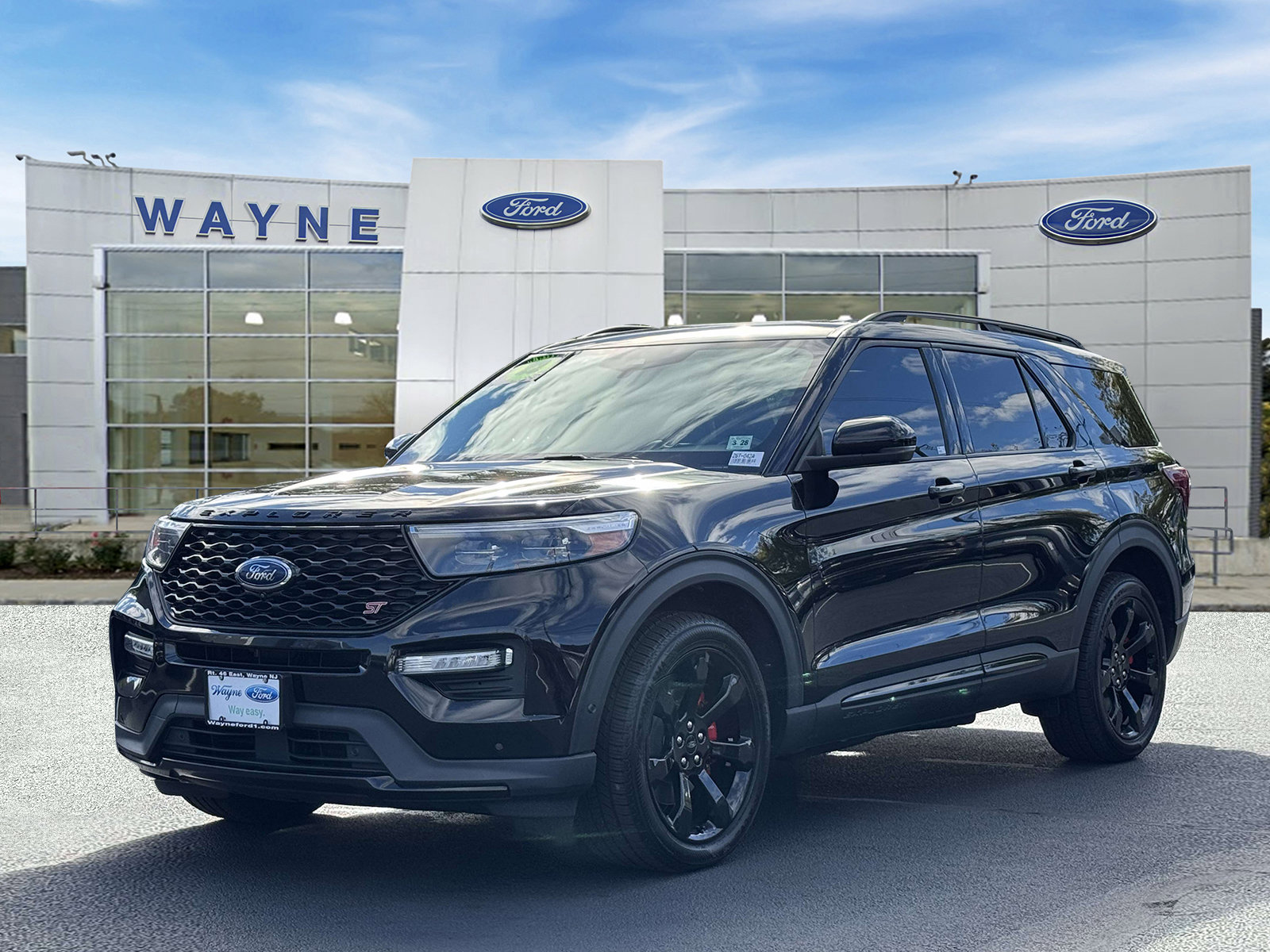 Certified 2022 Ford Explorer ST w/ Equipment Group 401A AWD/4WD image 2