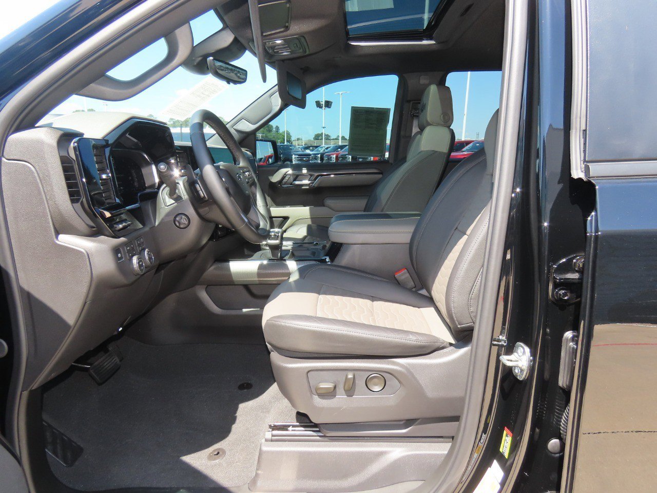 Used 2026 Chevrolet Silverado 1500 ZR2 w/ ZR2 Bison Edition AWD/4WD image 23