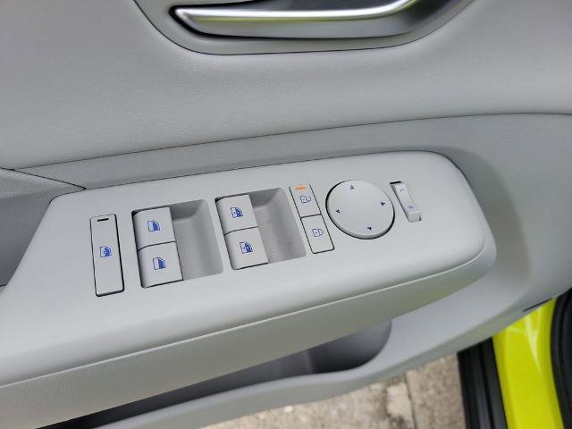 Used 2024 Hyundai Kona Limited image 22