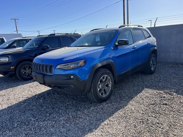 Used 2022 Jeep Cherokee Trailhawk w/ Comfort/Convenience Group AWD/4WD image 1
