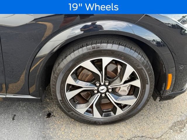 Certified 2022 Ford Mustang Mach-E Premium AWD/4WD image 22