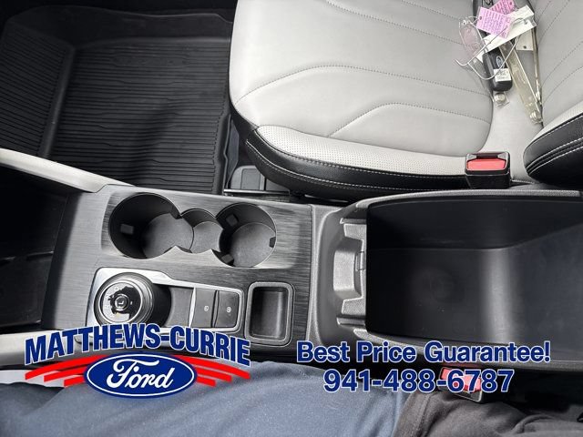 Certified 2025 Ford Escape Platinum w/ Premium Technology Package AWD/4WD image 21