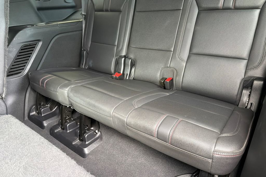 Used 2022 Chevrolet Tahoe RST w/ Luxury Package image 14