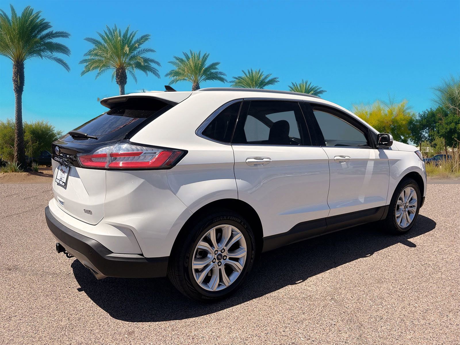 Certified 2021 Ford Edge Titanium w/ Class II Trailer Tow Package AWD/4WD image 5