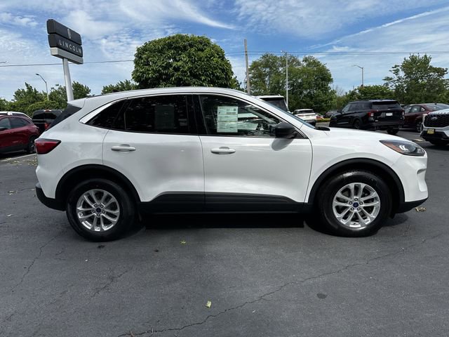 Certified 2022 Ford Escape SE w/ Convenience Package AWD/4WD image 4