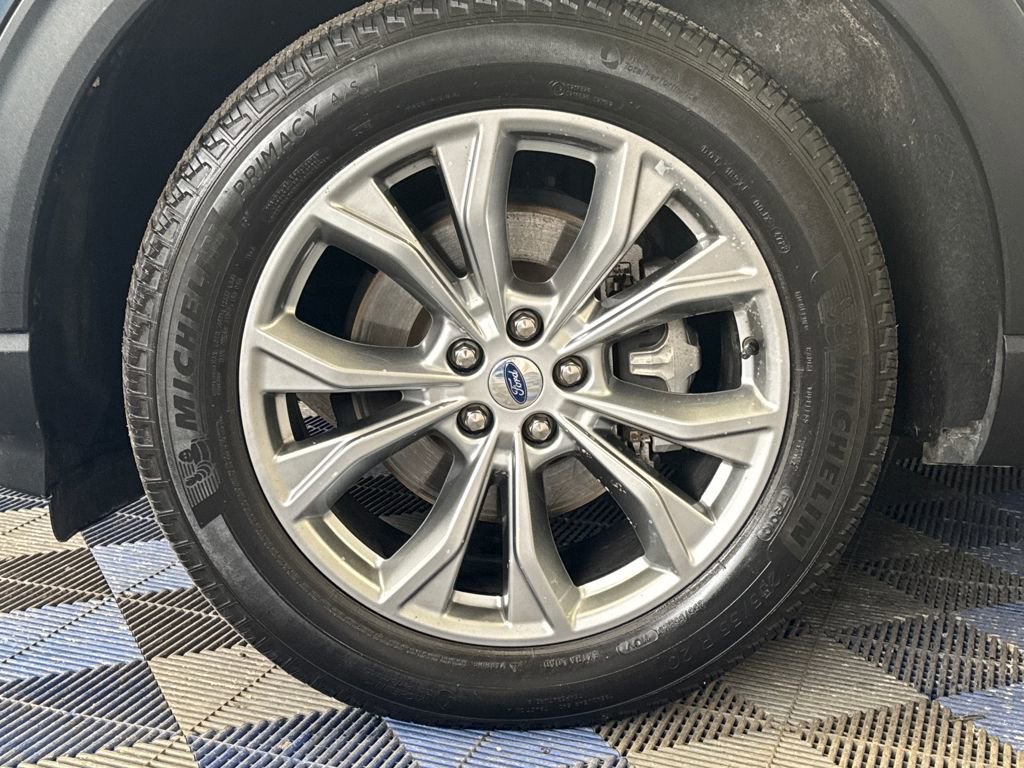 Certified 2023 Ford Explorer XLT w/ Equipment Group 202A image 36