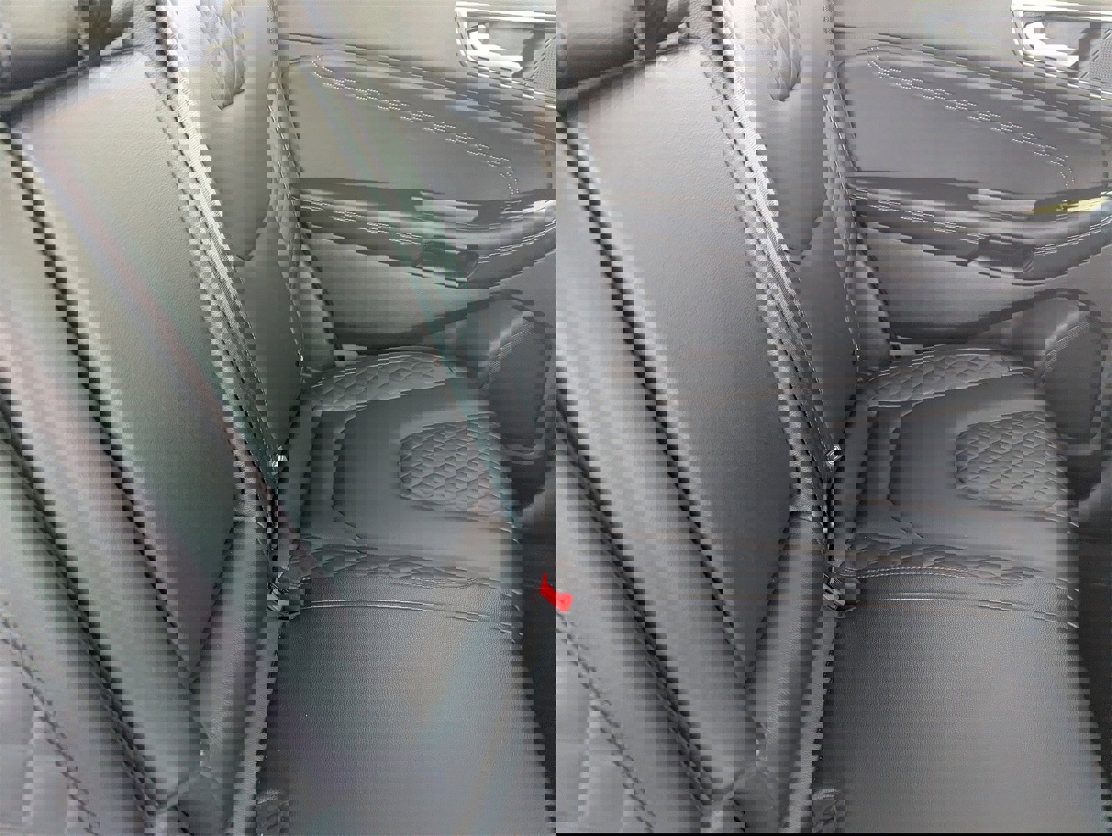 Certified 2024 Ford Edge Titanium image 14