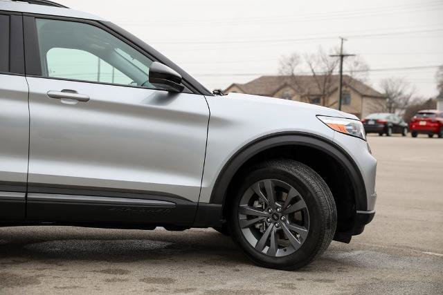 Certified 2022 Ford Explorer XLT w/ Equipment Group 202A image 12