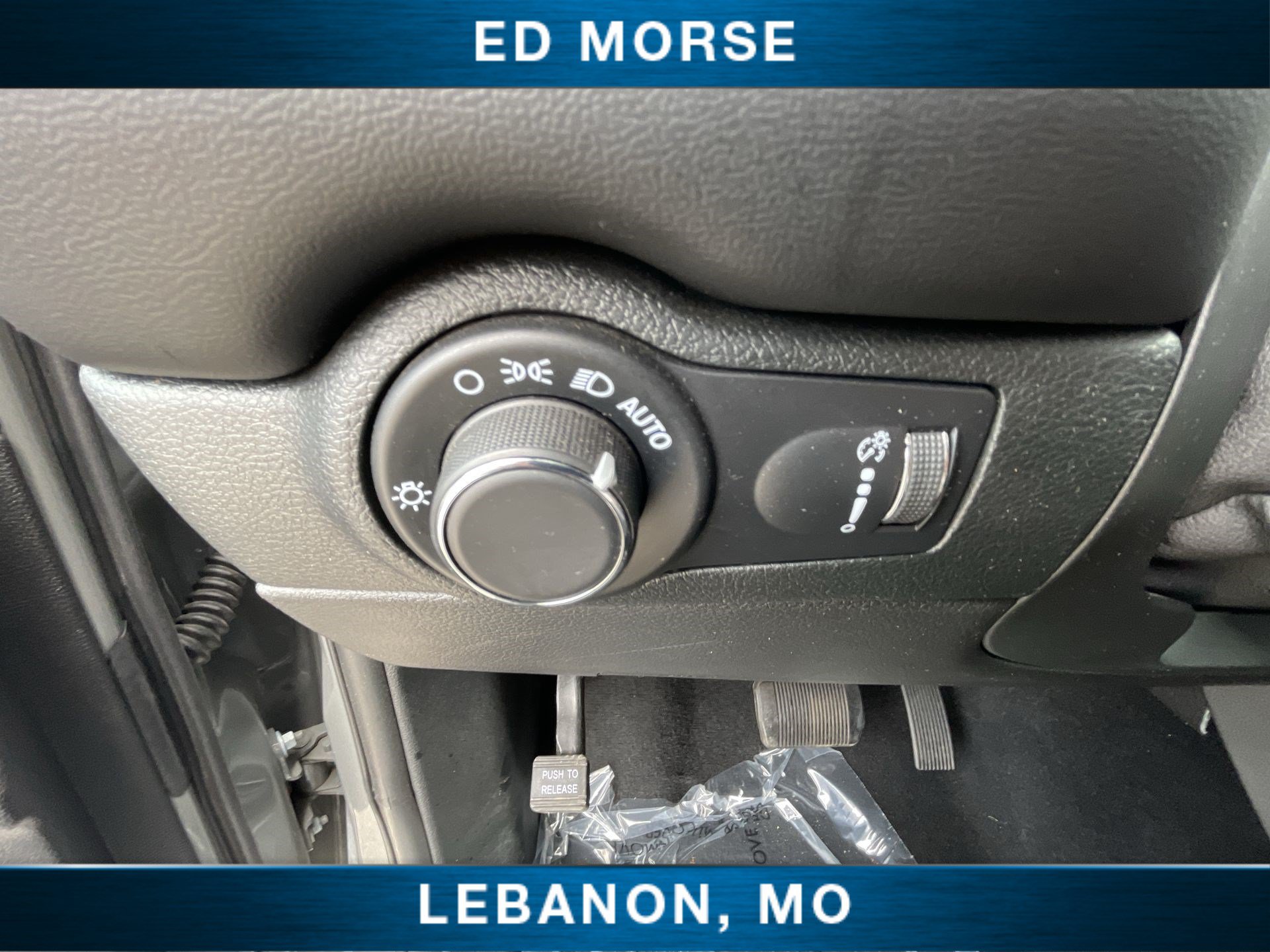 Used 2025 Dodge Durango GT AWD/4WD image 17