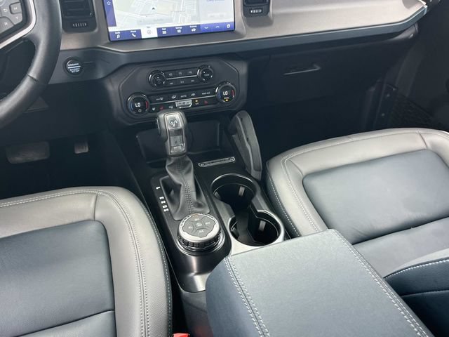 Certified 2024 Ford Bronco Outer Banks w/ Sasquatch Package AWD/4WD image 18