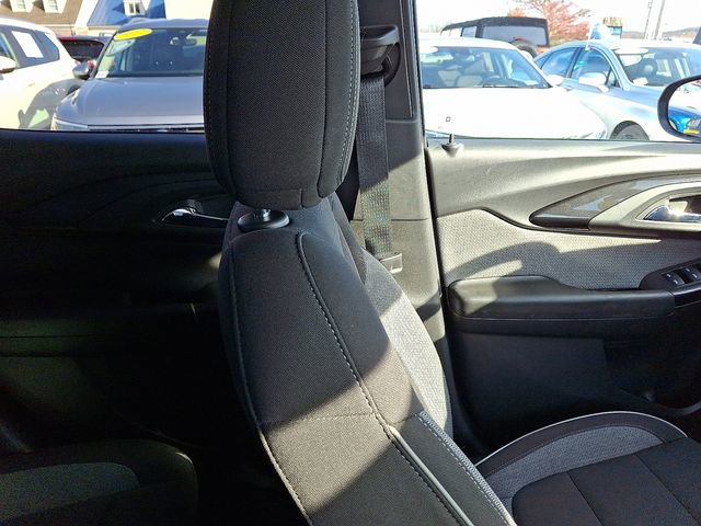 Used 2022 Chevrolet TrailBlazer LT w/ Convenience Package image 14