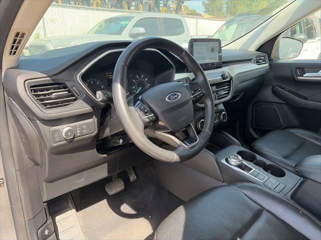 Certified 2022 Ford Escape SEL AWD/4WD image 16