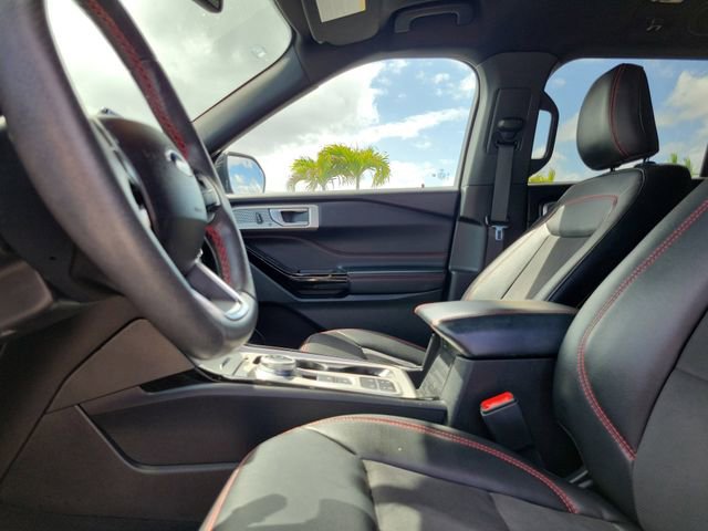 Certified 2024 Ford Explorer ST-Line w/ Class IV Trailer Tow Package image 19