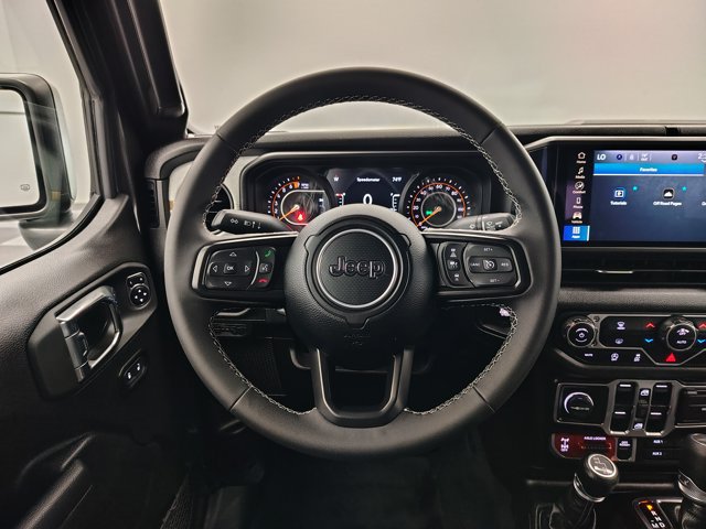 Used 2025 Jeep Gladiator Sport AWD/4WD image 32