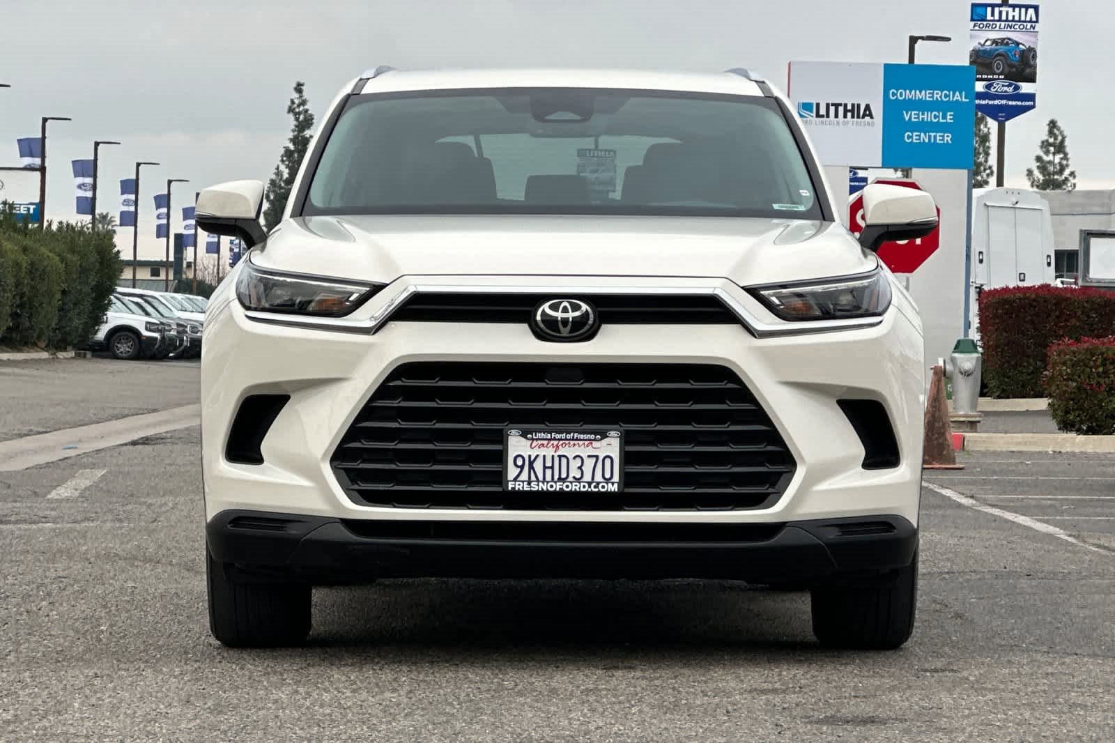 Used 2024 Toyota Grand Highlander XLE image 8