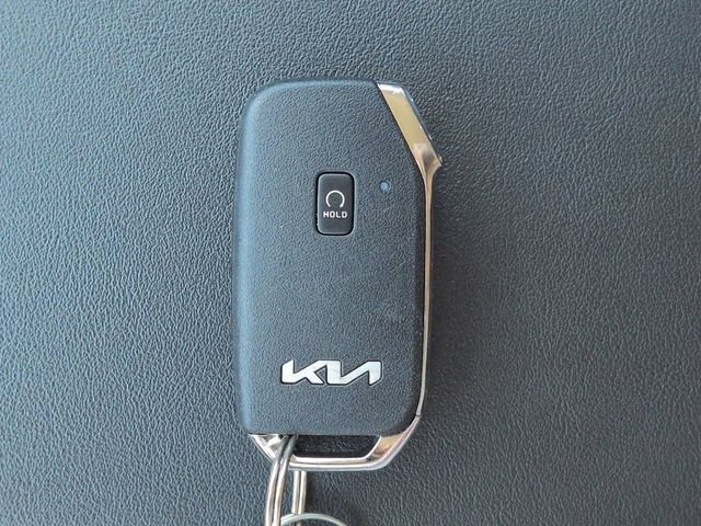 Used 2026 Kia Seltos EX FWD image 31