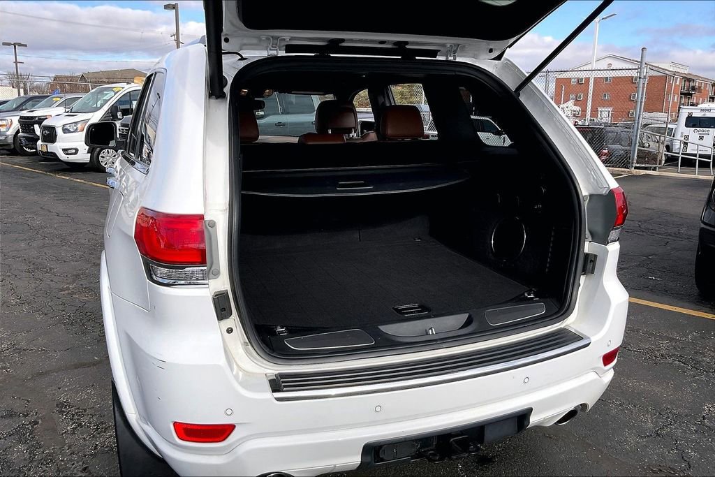 Used 2021 Jeep Grand Cherokee Overland AWD/4WD image 26