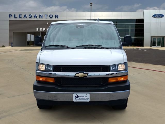 Used 2025 Chevrolet Express 3500 LT w/ LT Preferred Equipment Group RWD image 8