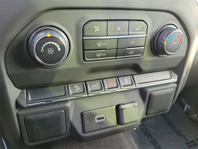 Used 2020 Chevrolet Silverado 1500 Custom Trail Boss w/ Custom Convenience Package image 7