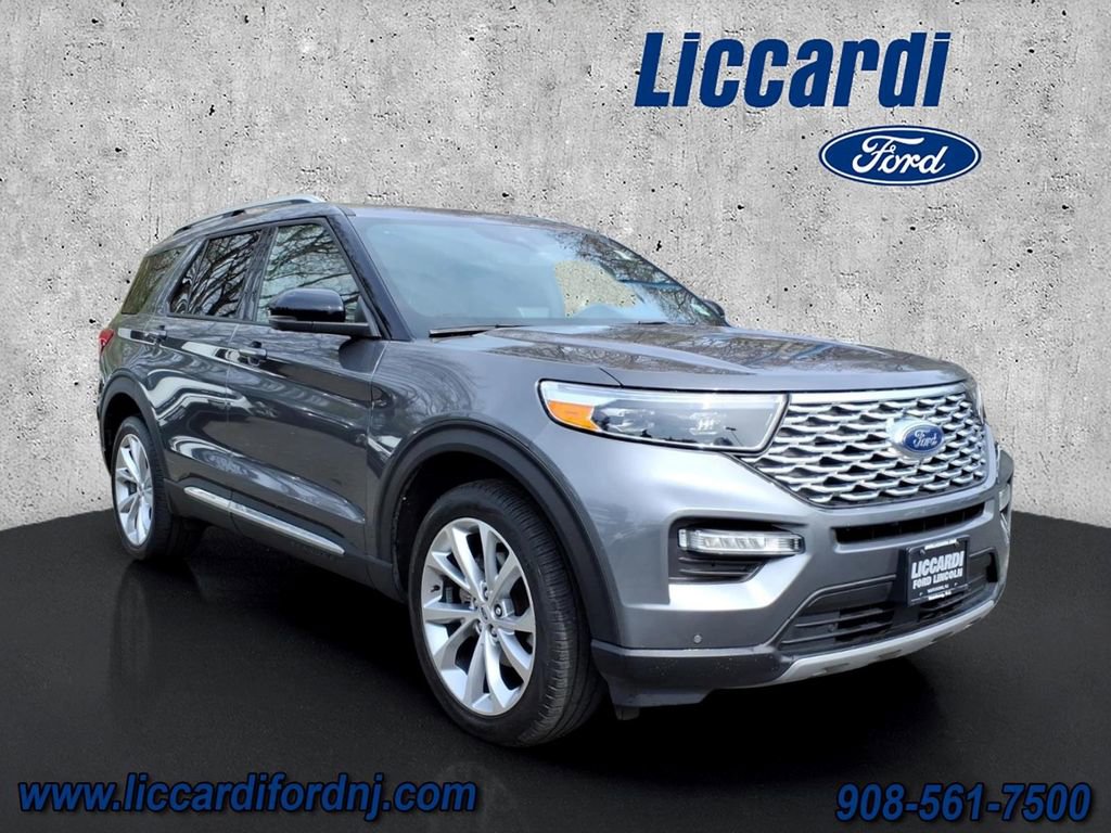 Certified 2023 Ford Explorer Platinum w/ Technology Package AWD/4WD image 1