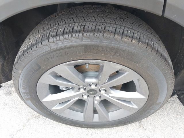 Certified 2025 Ford Explorer Active w/ Active Comfort Package image 12