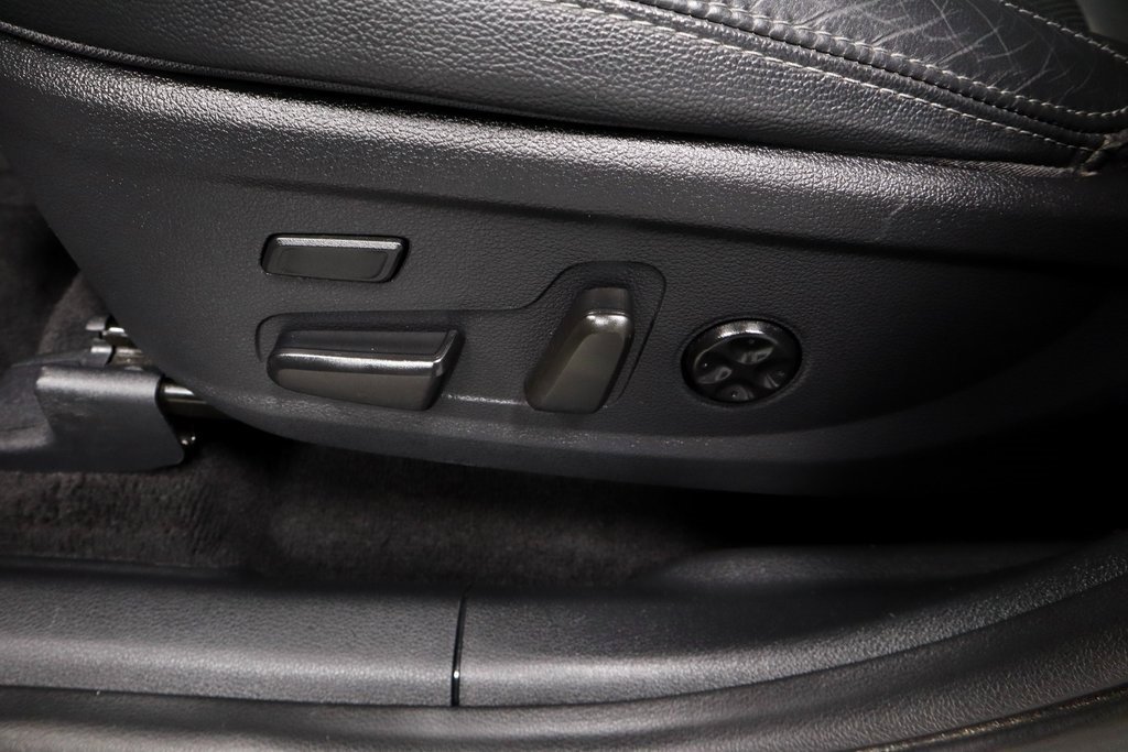 Used 2020 Hyundai Santa Fe Limited image 27