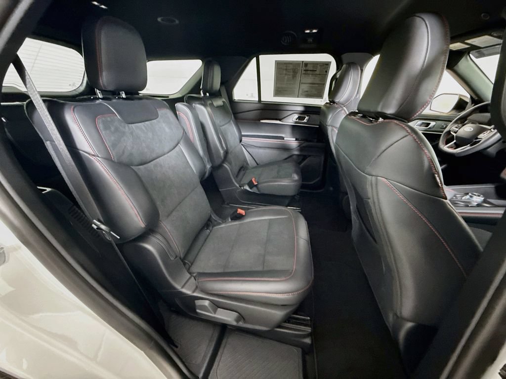 Certified 2026 Ford Explorer ST AWD/4WD image 29