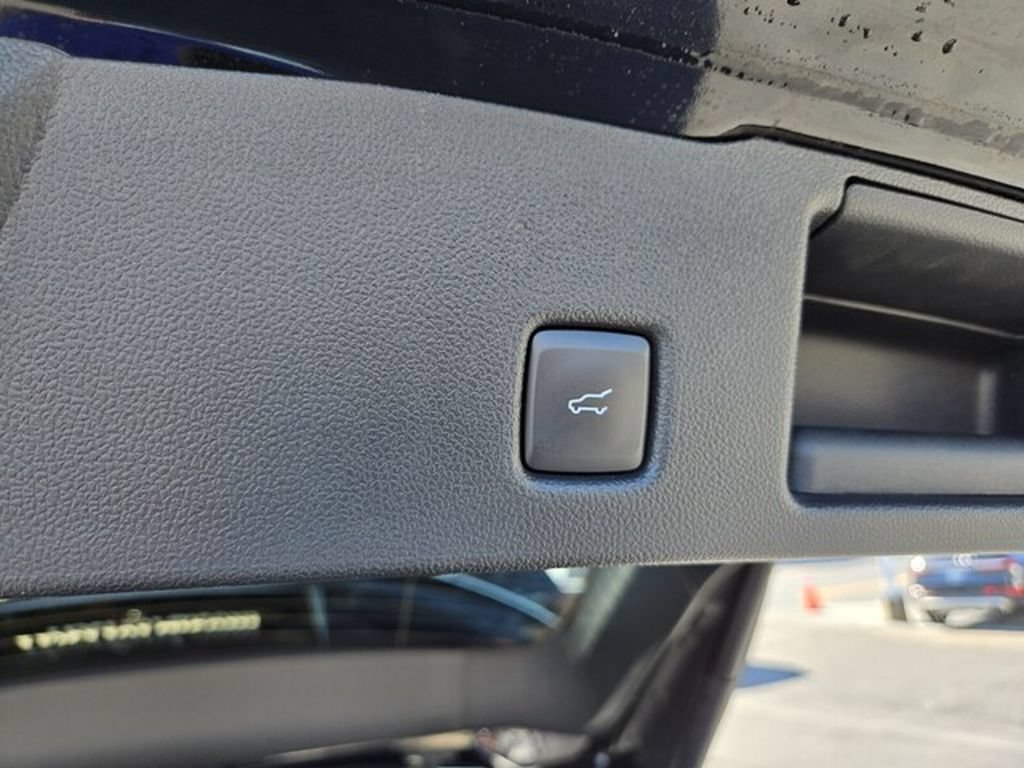Certified 2024 Ford Escape ST-Line w/ Tech Pack #1 FWD image 18