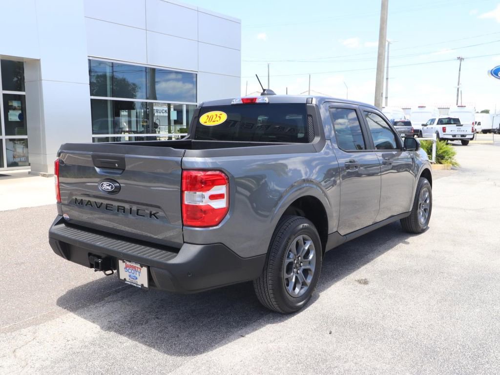 Certified 2025 Ford Maverick XLT w/ XLT Luxury Package AWD/4WD image 15