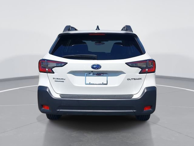 Used 2024 Subaru Outback Premium AWD/4WD image 4