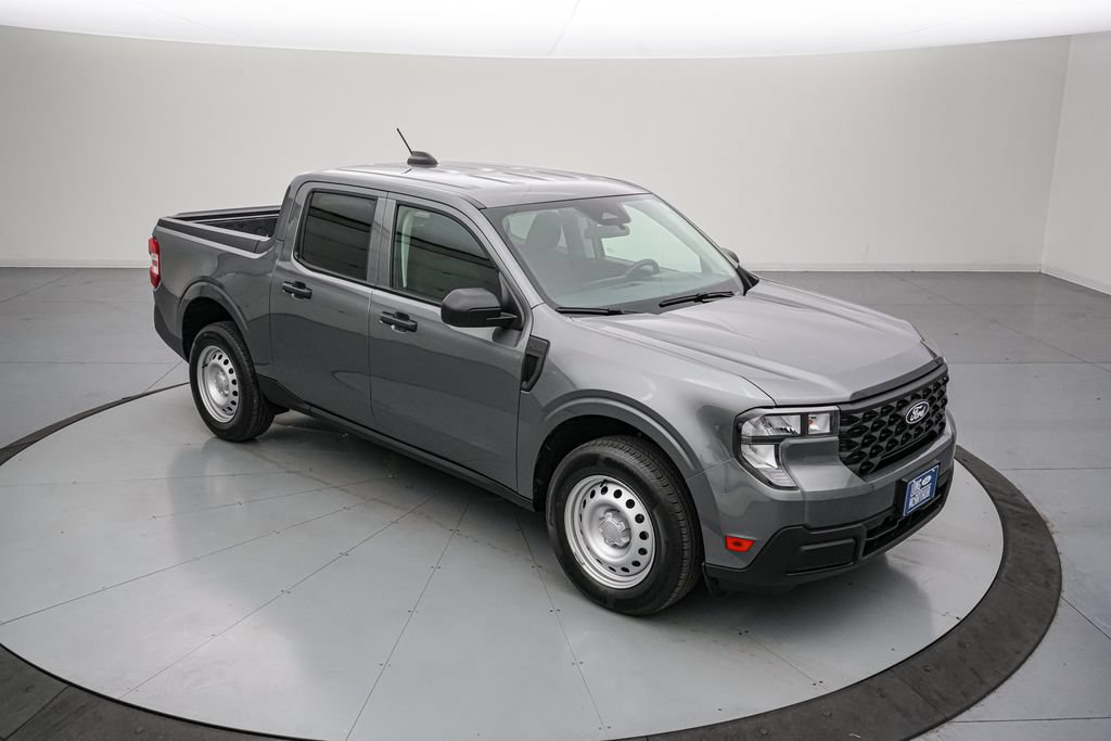 Certified 2025 Ford Maverick XL FWD image 2