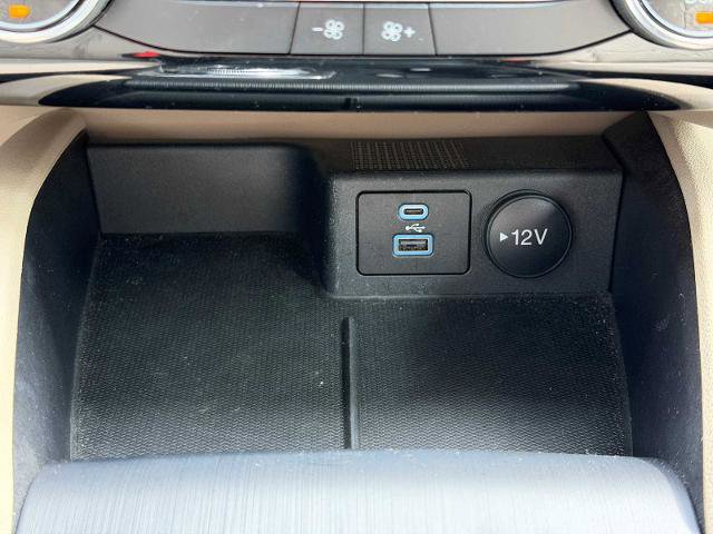 Certified 2022 Ford Escape SE AWD/4WD image 18