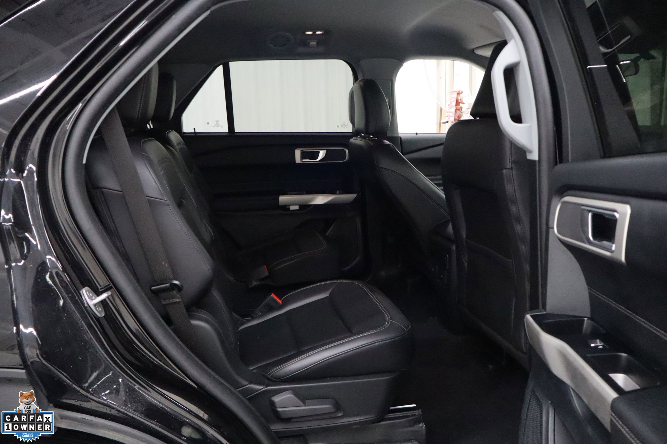 Certified 2023 Ford Explorer XLT w/ Equipment Group 202A AWD/4WD image 30