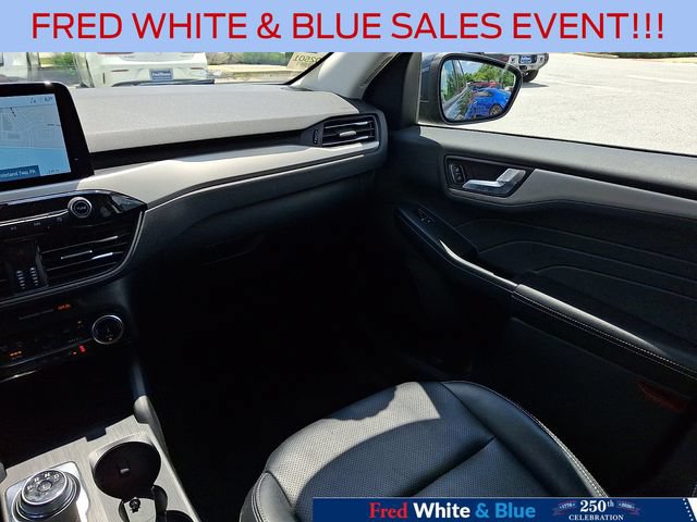 Certified 2022 Ford Escape SEL AWD/4WD image 16