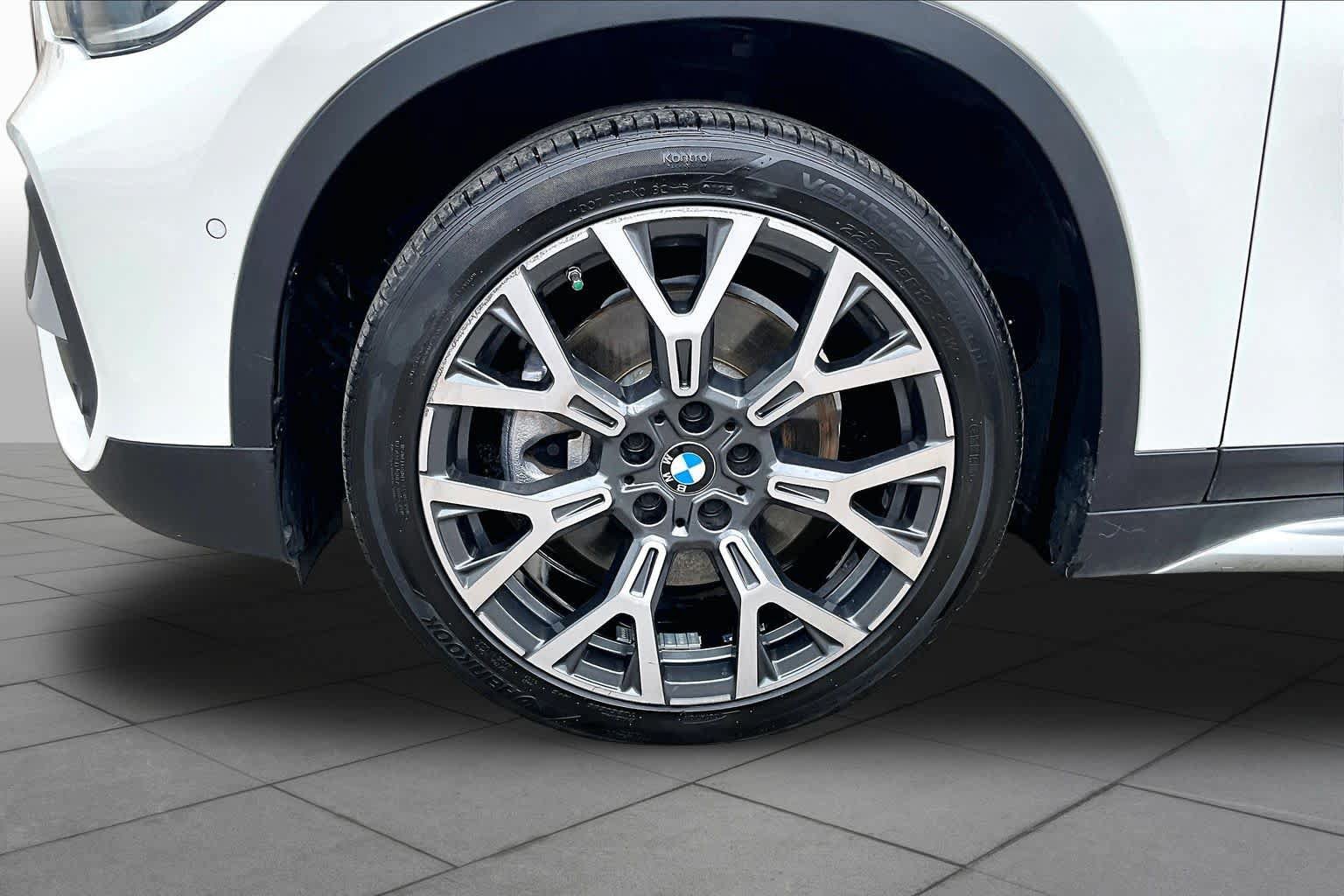 Used 2021 BMW X1 sDrive28i w/ Convenience Package FWD image 13