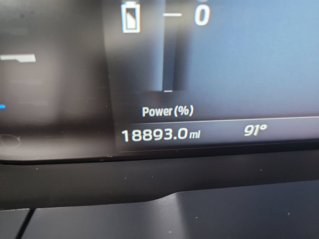 Certified 2025 Ford Maverick XLT FWD image 31