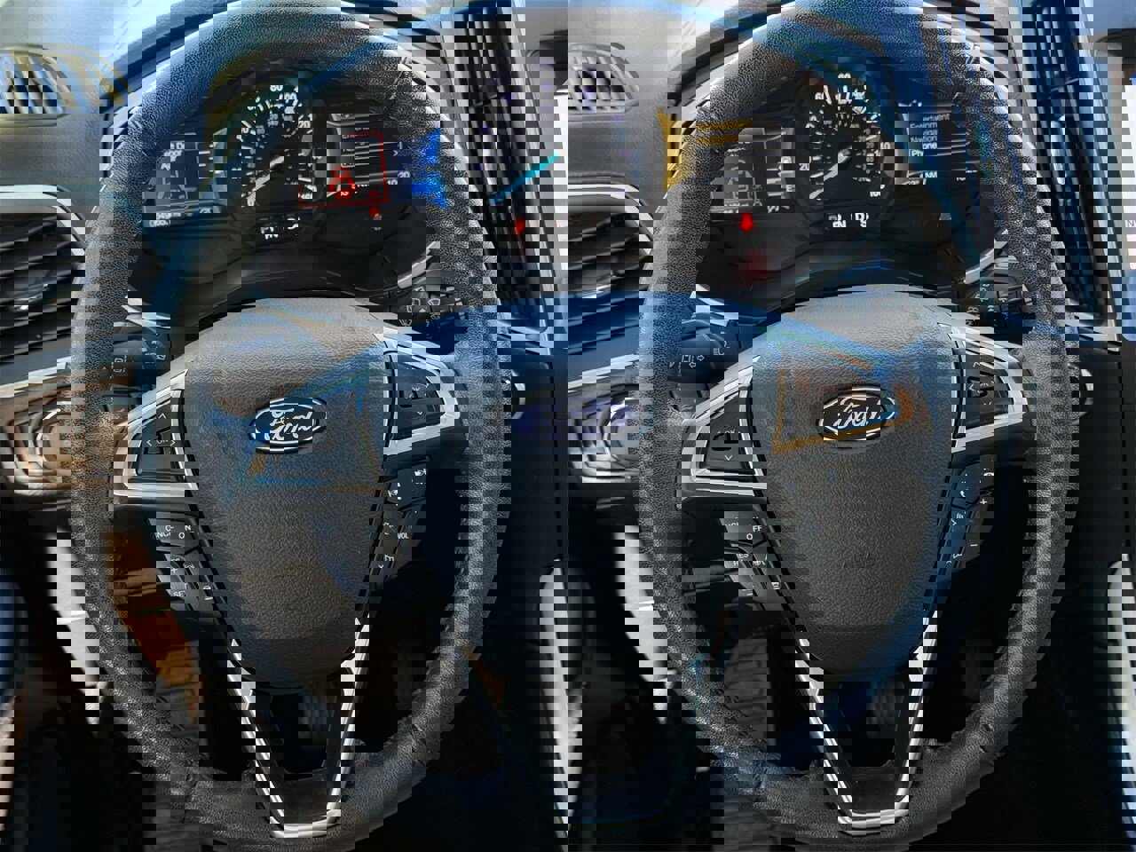 Certified 2019 Ford Edge SEL w/ Equipment Group 201A image 12