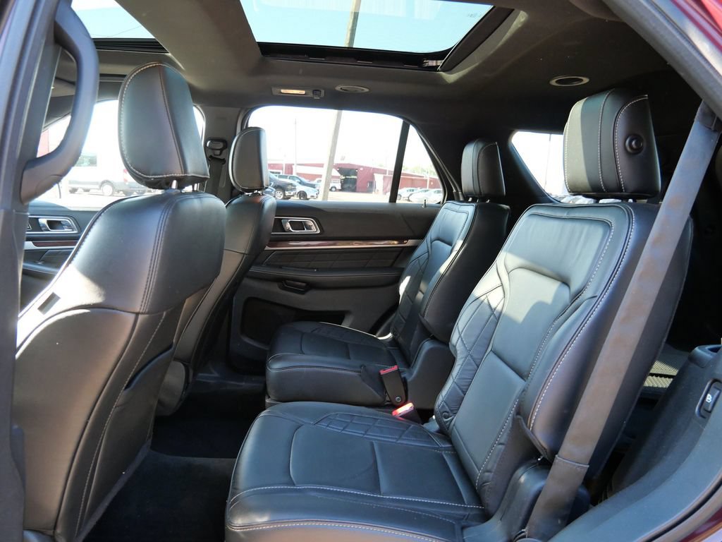 Certified 2018 Ford Explorer Platinum AWD/4WD image 14