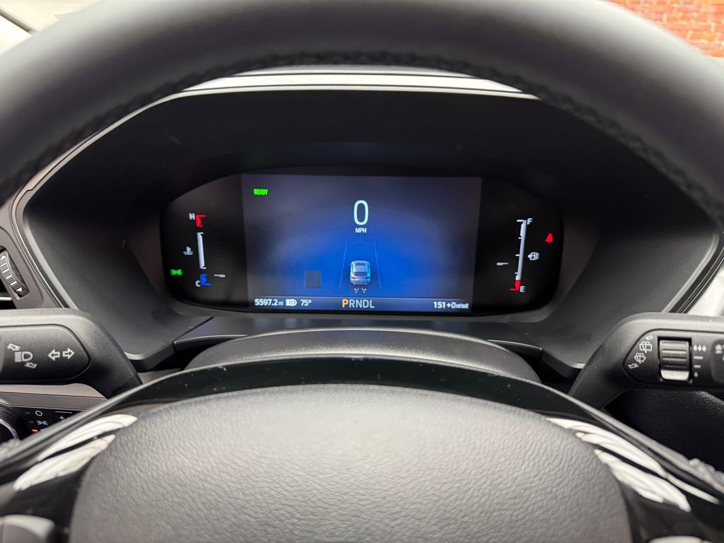 Certified 2025 Ford Escape SE FWD image 18
