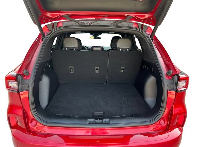 Certified 2024 Ford Escape ST-Line w/ Tech Pack #1 AWD/4WD image 18