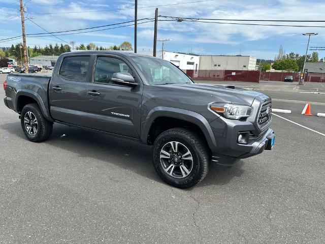 Used 2019 Toyota Tacoma TRD Sport w/ Technology Package AWD/4WD image 8
