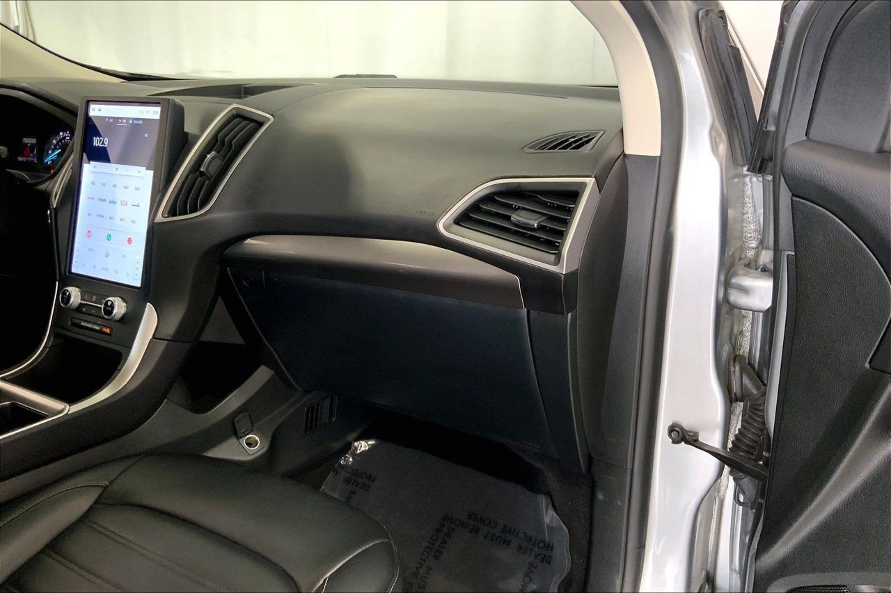 Certified 2023 Ford Edge SEL w/ Convenience Package AWD/4WD image 16