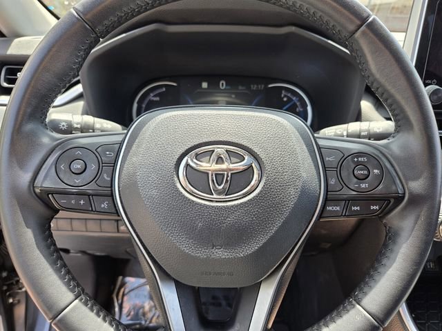 Used 2023 Toyota RAV4 XLE Premium AWD/4WD image 21
