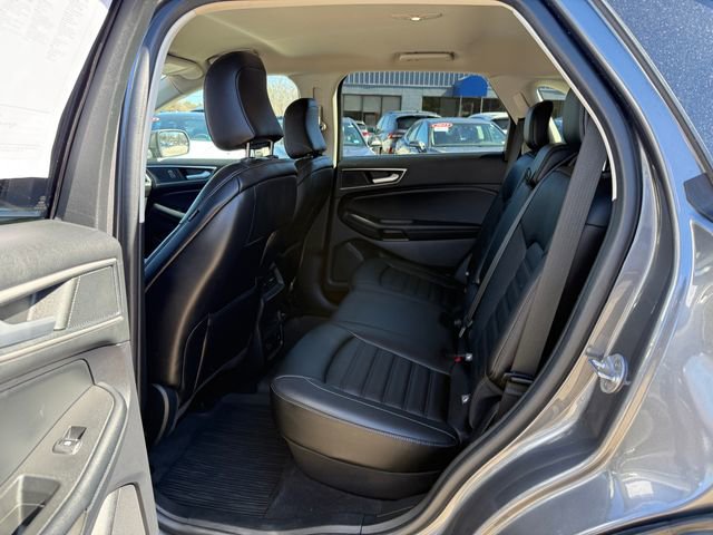 Certified 2021 Ford Edge SEL w/ Convenience Package AWD/4WD image 4