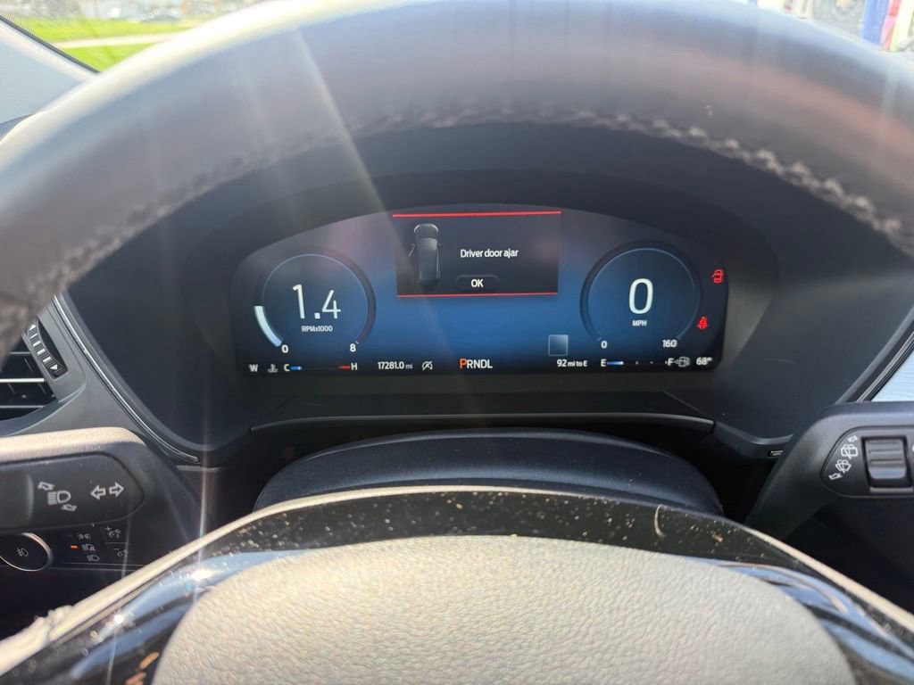 Certified 2023 Ford Escape Platinum image 25