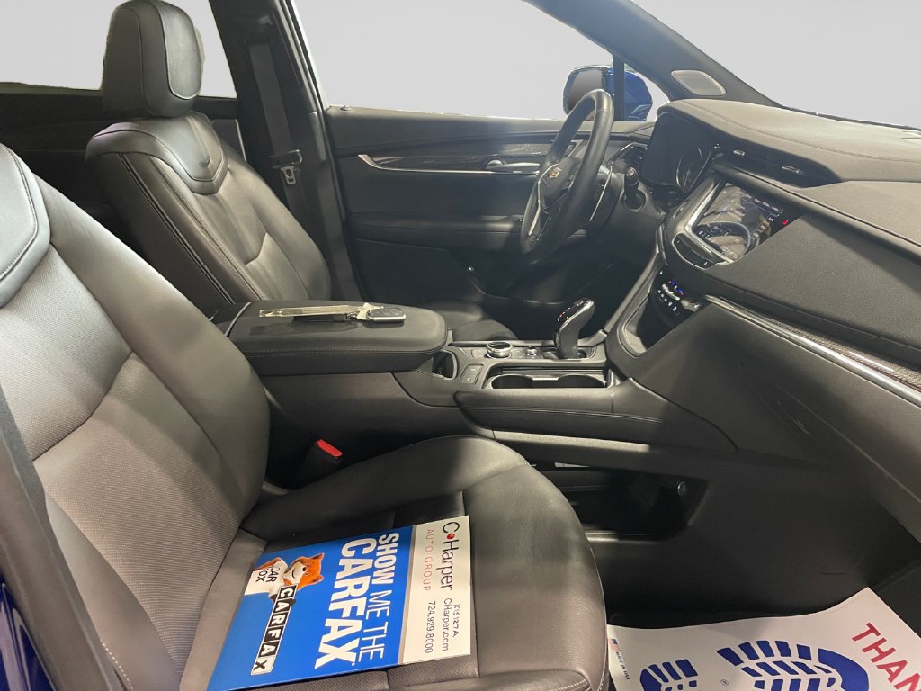 Used 2025 Cadillac XT5 Sportv AWD/4WD image 11