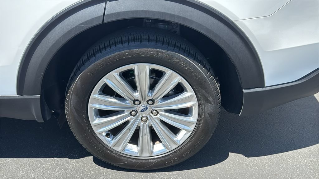 Certified 2023 Ford Explorer Limited w/ Limited Technology Package RWD image 8