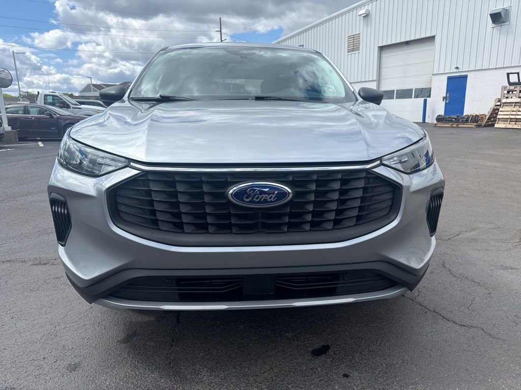 Certified 2023 Ford Escape Active AWD/4WD image 7